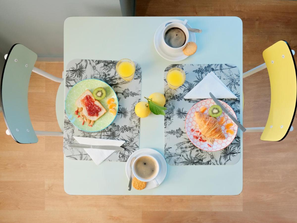 Hotel Lemon Мантон Екстер'єр фото